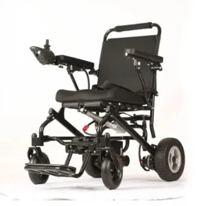 Silla de Ruedas Eléctrica Liviana 007DSA – Plegable y Operable a Control Remoto